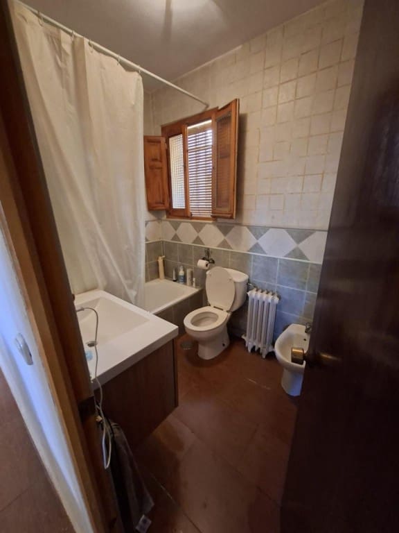 3 soverom Villa til salgs i Pareja - € 150 000 (Ref: 9788299)