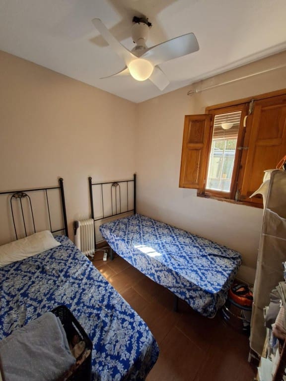 3 soverom Villa til salgs i Pareja - € 150 000 (Ref: 9788299)