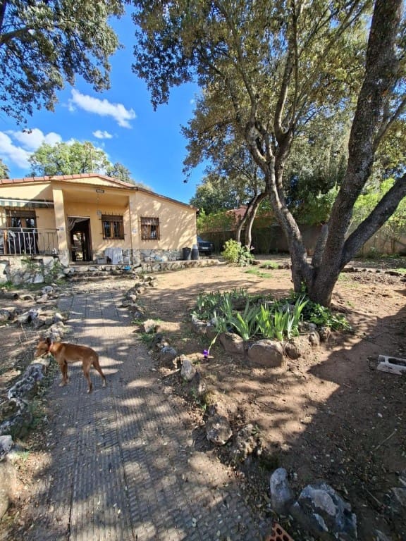 3 soverom Villa til salgs i Pareja - € 150 000 (Ref: 9788299)