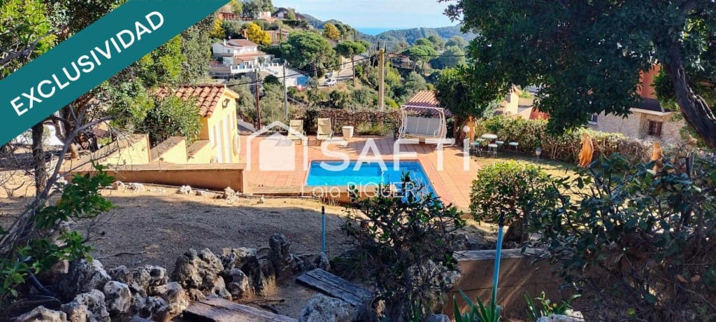 5 slaapkamer Villa te koop in Sant Cebria de Vallalta met zwembad - € 673.000 (Ref: 9790917)
