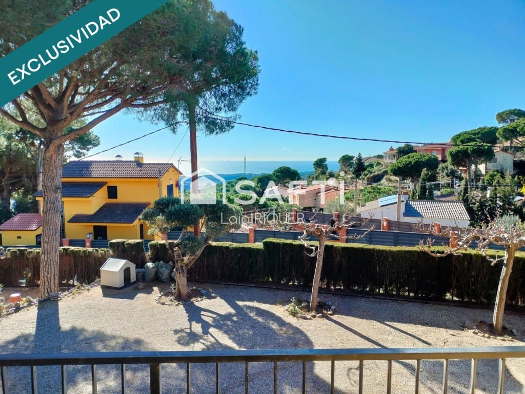 5 slaapkamer Villa te koop in Sant Cebria de Vallalta met zwembad - € 673.000 (Ref: 9790917)