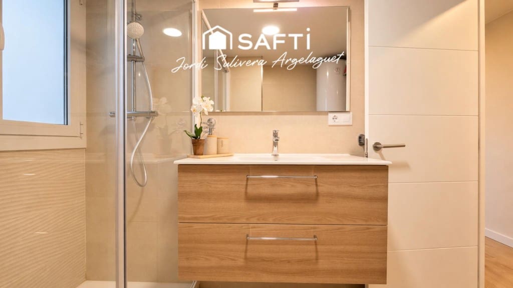 2 soveværelse Lejlighed til salg i Castell-Platja d'Aro med garage - € 330.000 (Ref: 9790921)