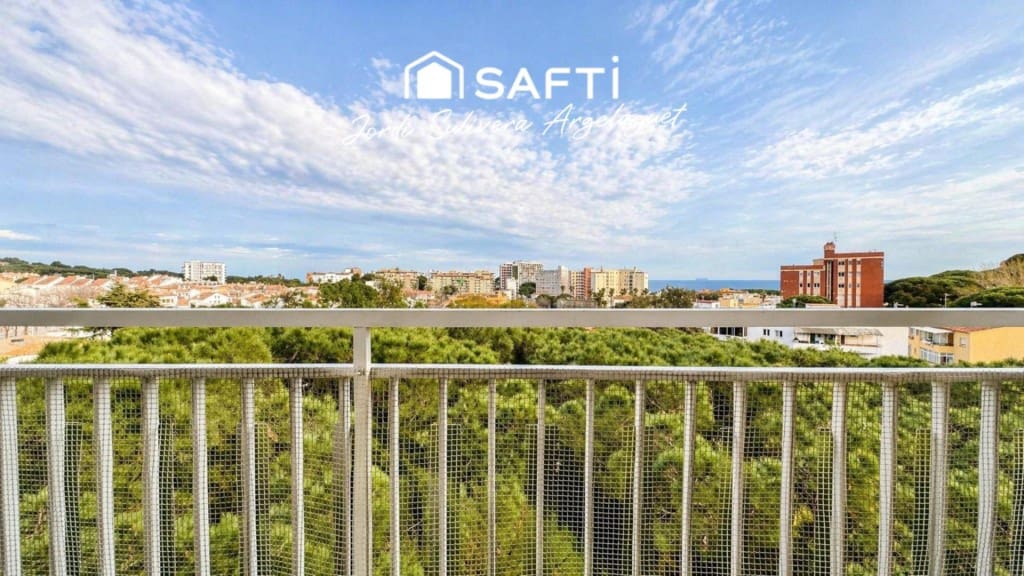 2 soveværelse Lejlighed til salg i Castell-Platja d'Aro med garage - € 330.000 (Ref: 9790921)