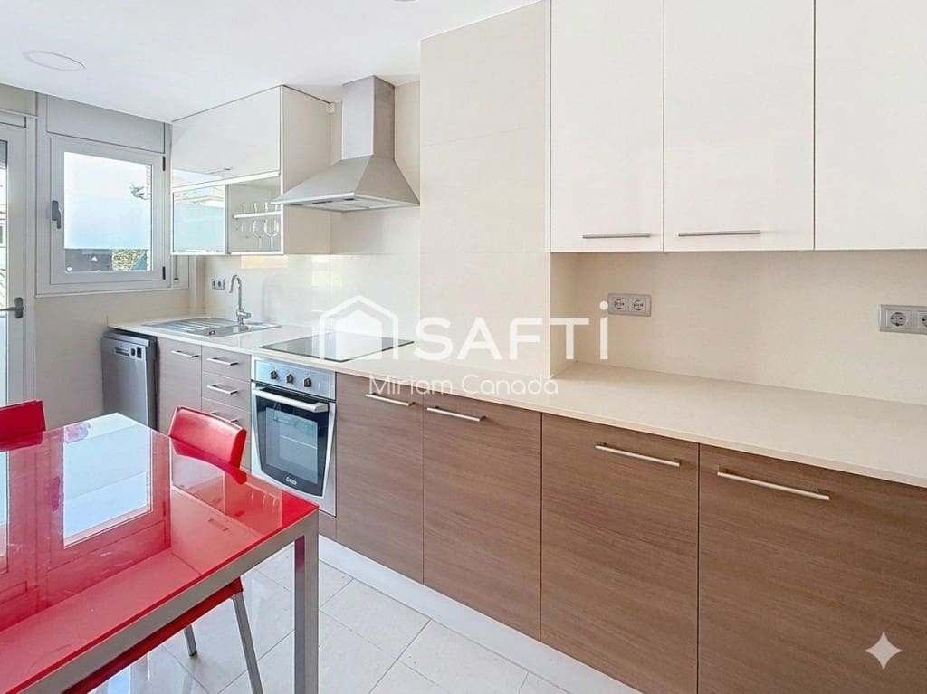 3 chambre Appartement à vendre à El Vendrell - 189 000 € (Ref: 9790922)