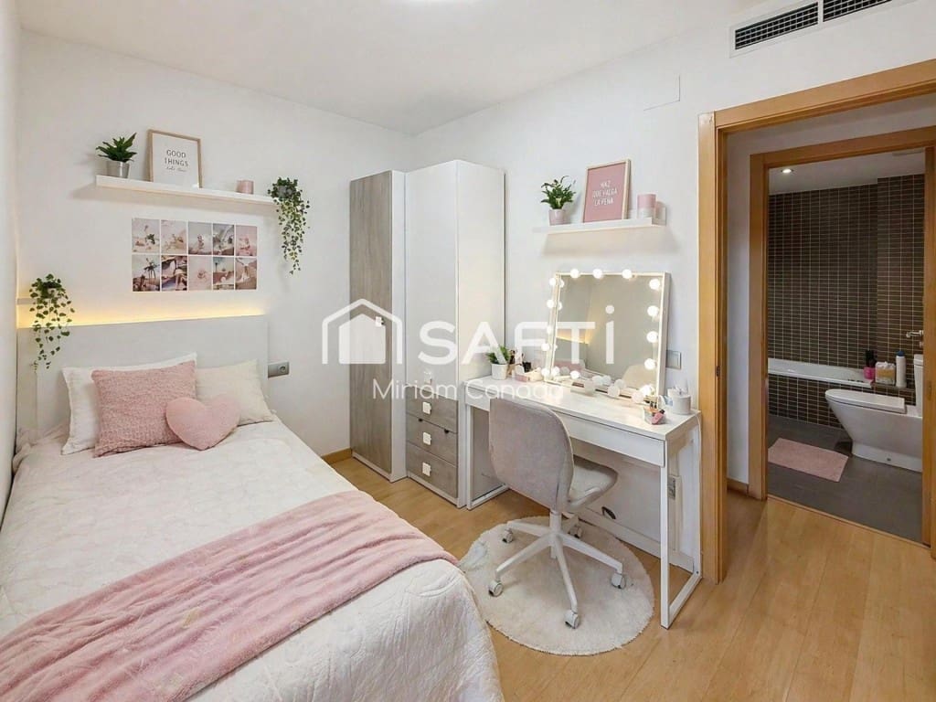 3 chambre Appartement à vendre à El Vendrell - 189 000 € (Ref: 9790922)