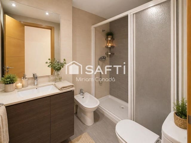 3 chambre Appartement à vendre à El Vendrell - 189 000 € (Ref: 9790922)