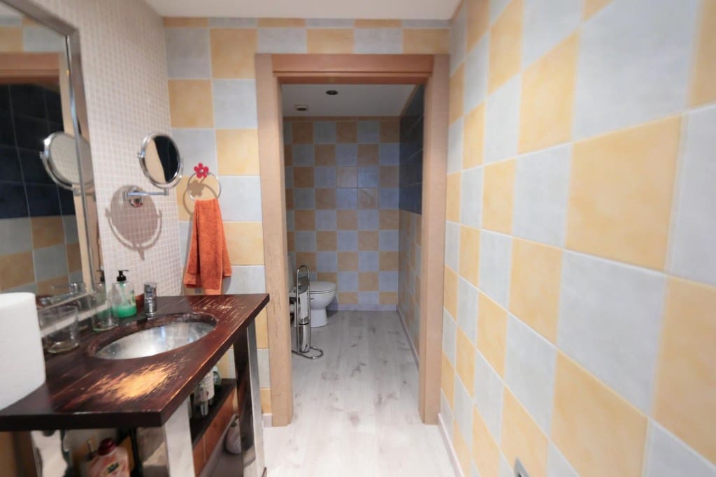 Commercieel te koop in Ponferrada - € 750.000 (Ref: 9790929)