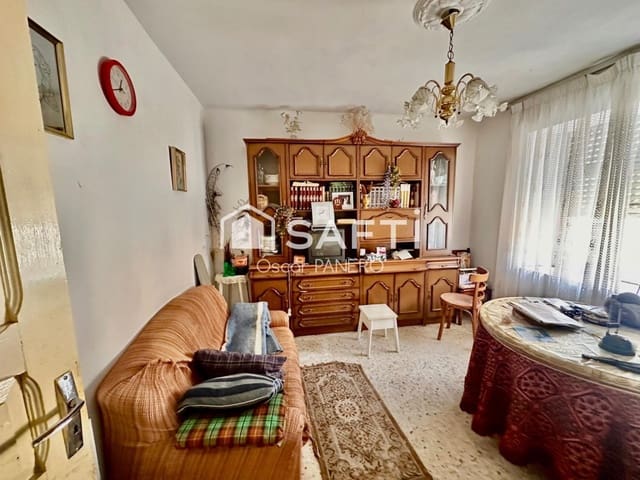 4 bedroom Terraced Villa for sale in Riego de la Vega with garage - € 57,000 (Ref: 9790930)