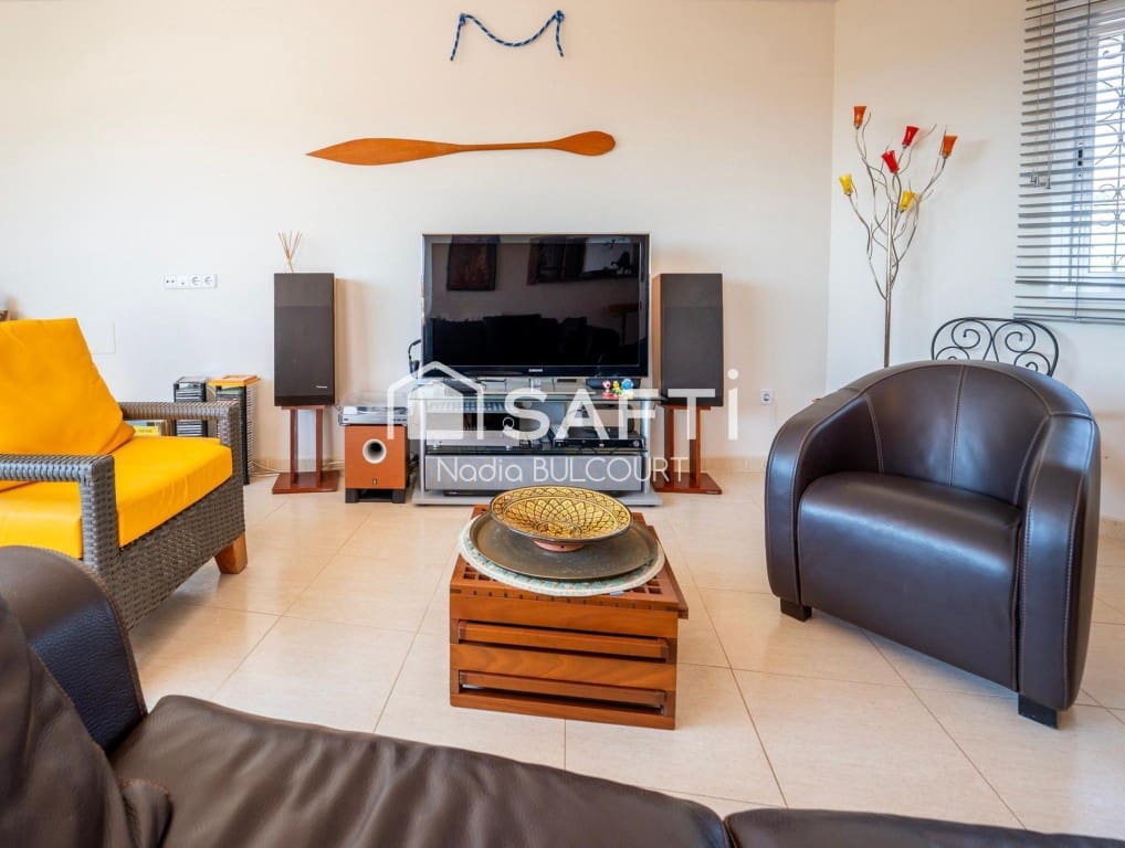 3 sovrum Radhus till salu i Sant Cebria de Vallalta med pool garage - 415 000 € (Ref: 9794440)