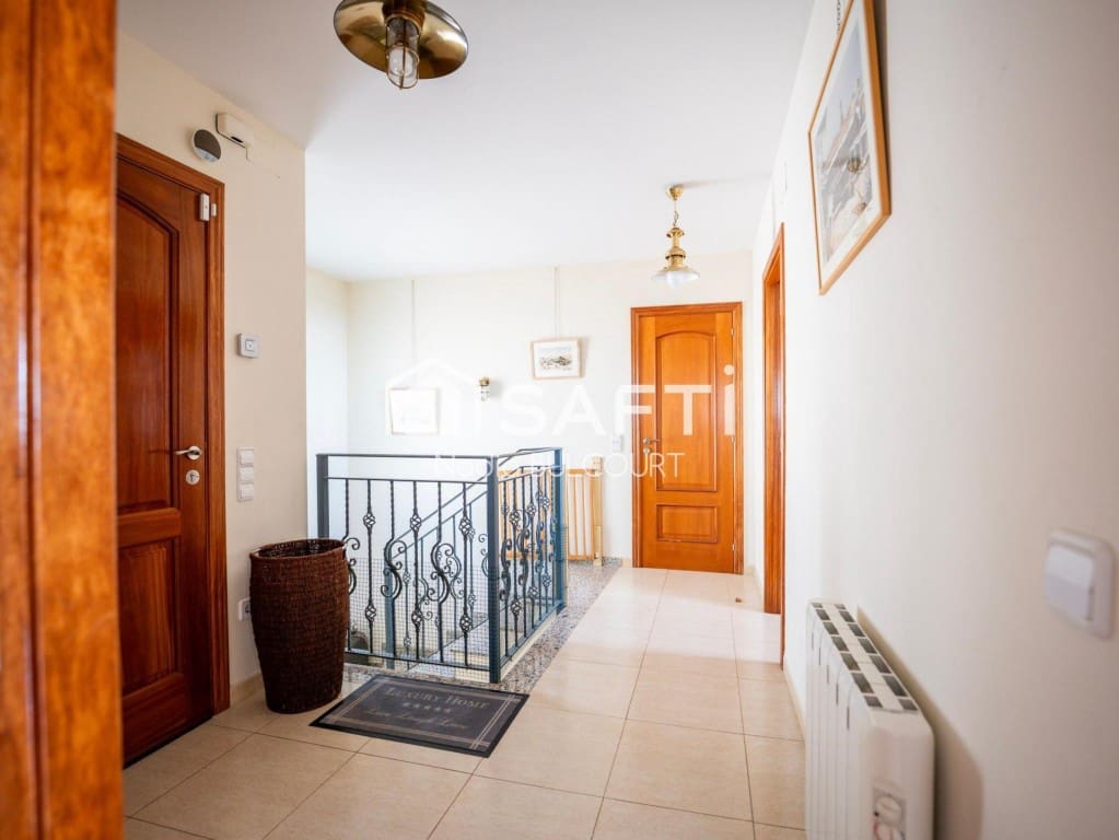 3 sovrum Radhus till salu i Sant Cebria de Vallalta med pool garage - 415 000 € (Ref: 9794440)