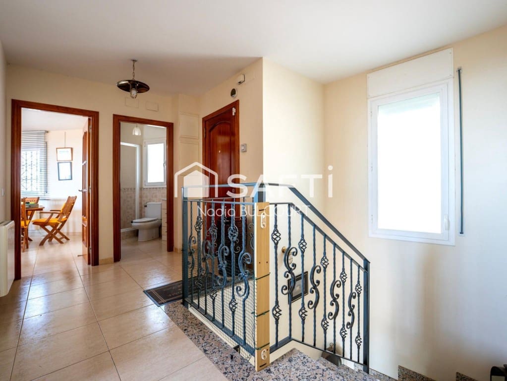 3 sovrum Radhus till salu i Sant Cebria de Vallalta med pool garage - 415 000 € (Ref: 9794440)