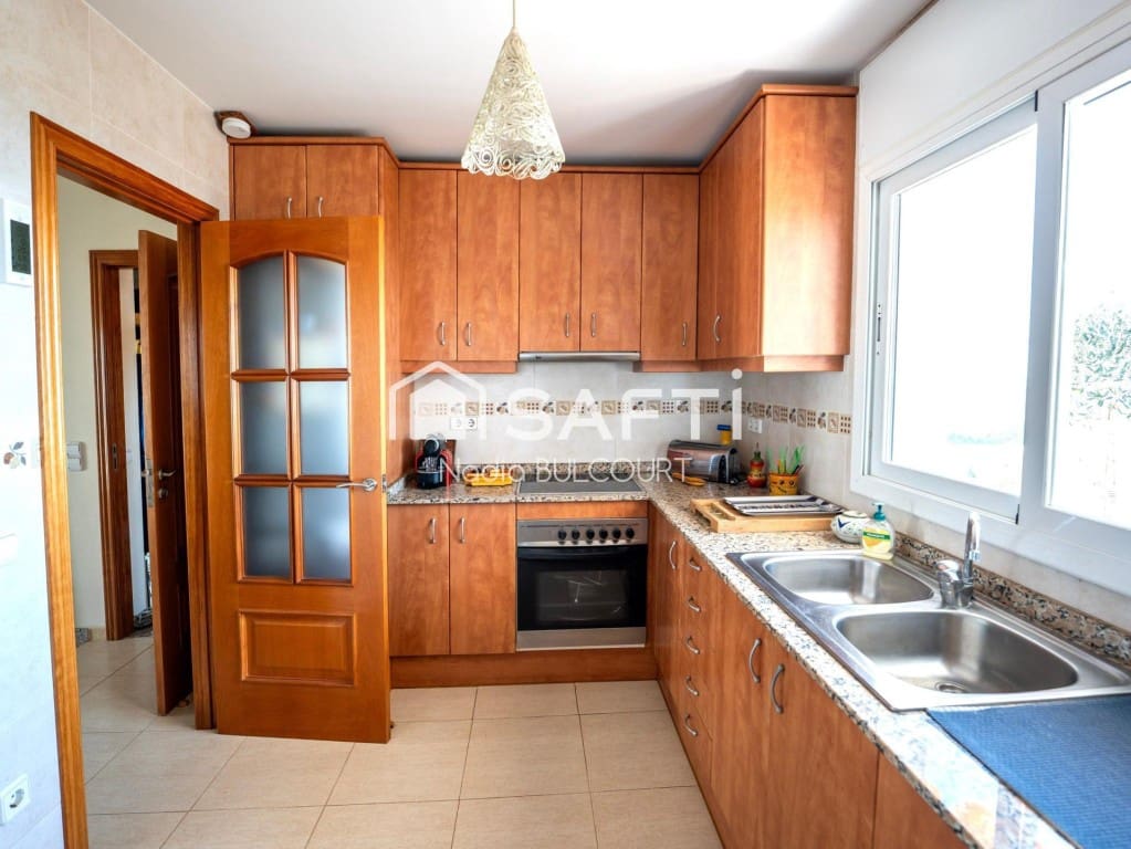 3 sovrum Radhus till salu i Sant Cebria de Vallalta med pool garage - 415 000 € (Ref: 9794440)