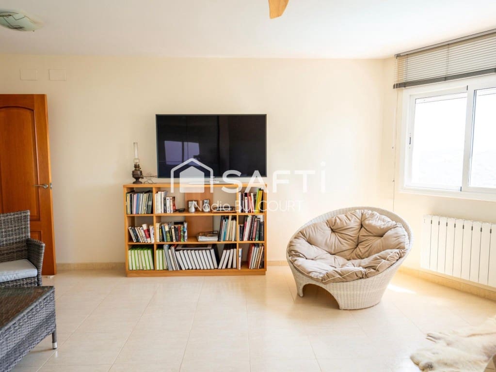 3 sovrum Radhus till salu i Sant Cebria de Vallalta med pool garage - 415 000 € (Ref: 9794440)