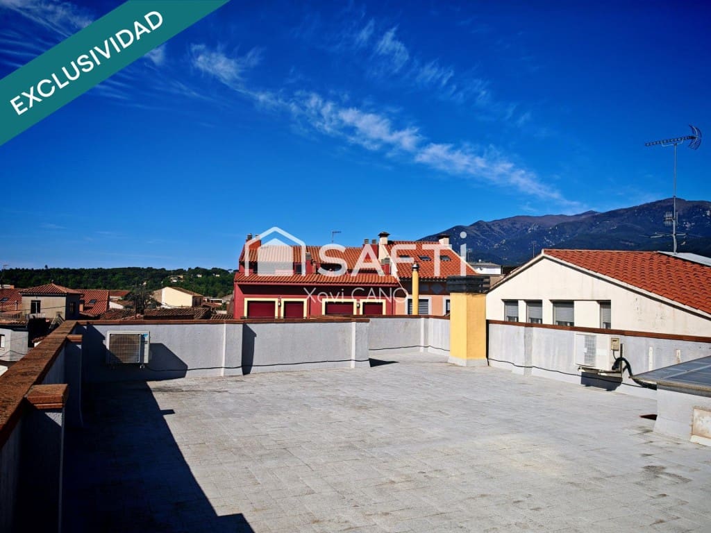 4 chambre Villa/Maison à vendre à Breda avec garage - 359 000 € (Ref: 9794449)