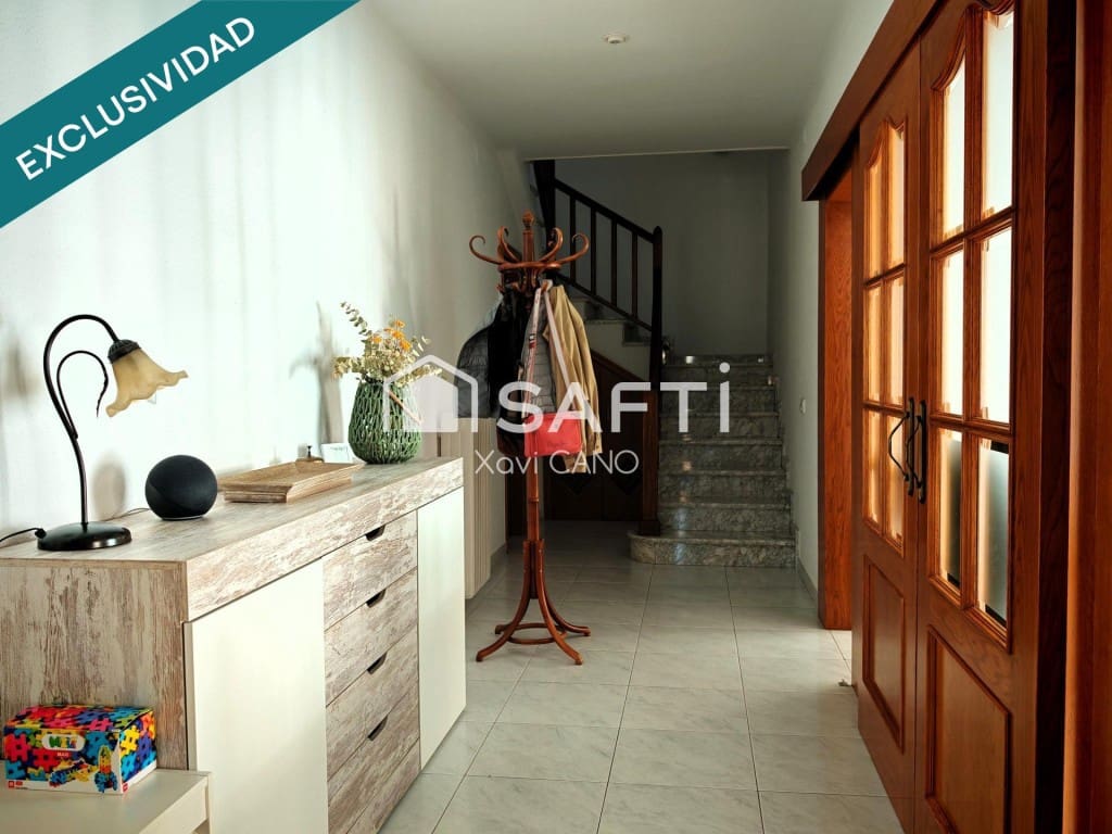 4 chambre Villa/Maison à vendre à Breda avec garage - 359 000 € (Ref: 9794449)