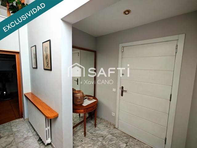 4 chambre Villa/Maison à vendre à Breda avec garage - 359 000 € (Ref: 9794449)