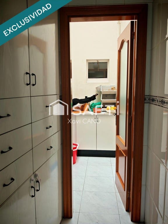 4 chambre Villa/Maison à vendre à Breda avec garage - 359 000 € (Ref: 9794449)