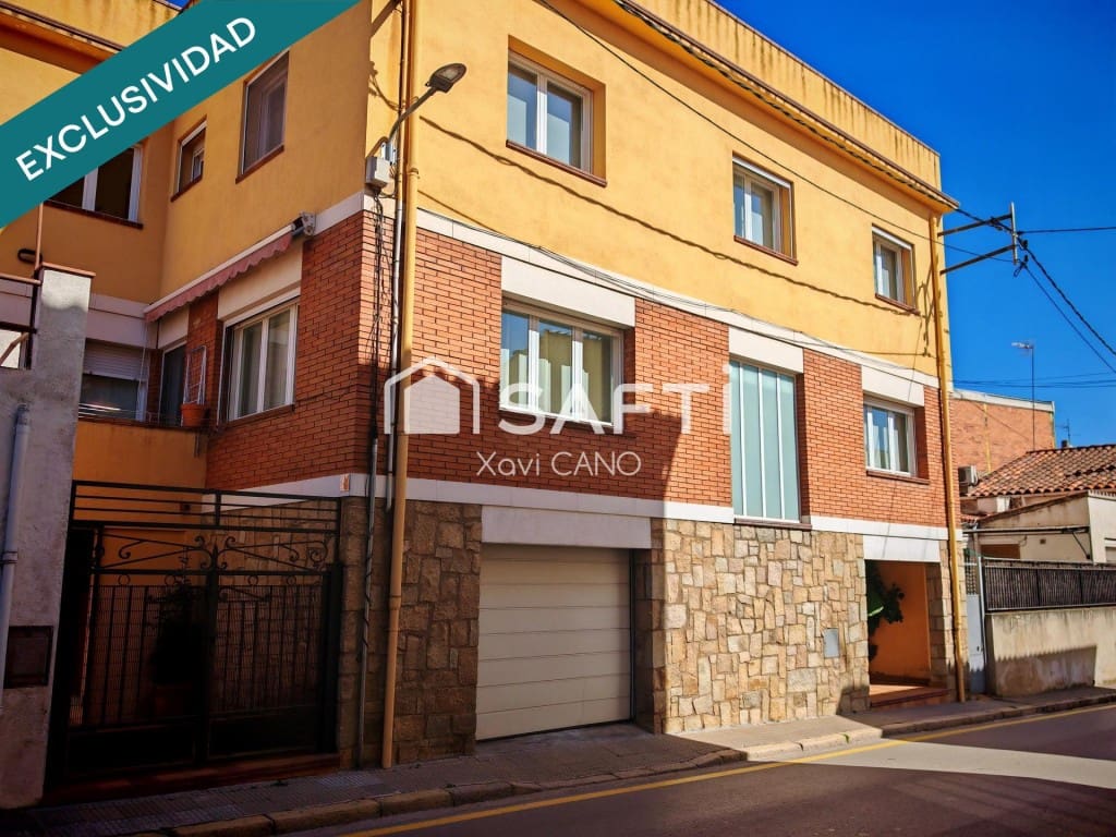 4 chambre Villa/Maison à vendre à Breda avec garage - 359 000 € (Ref: 9794449)