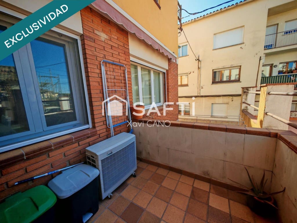 4 chambre Villa/Maison à vendre à Breda avec garage - 359 000 € (Ref: 9794449)