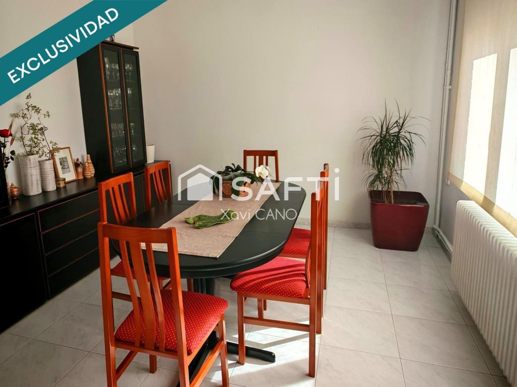 4 chambre Villa/Maison à vendre à Breda avec garage - 359 000 € (Ref: 9794449)