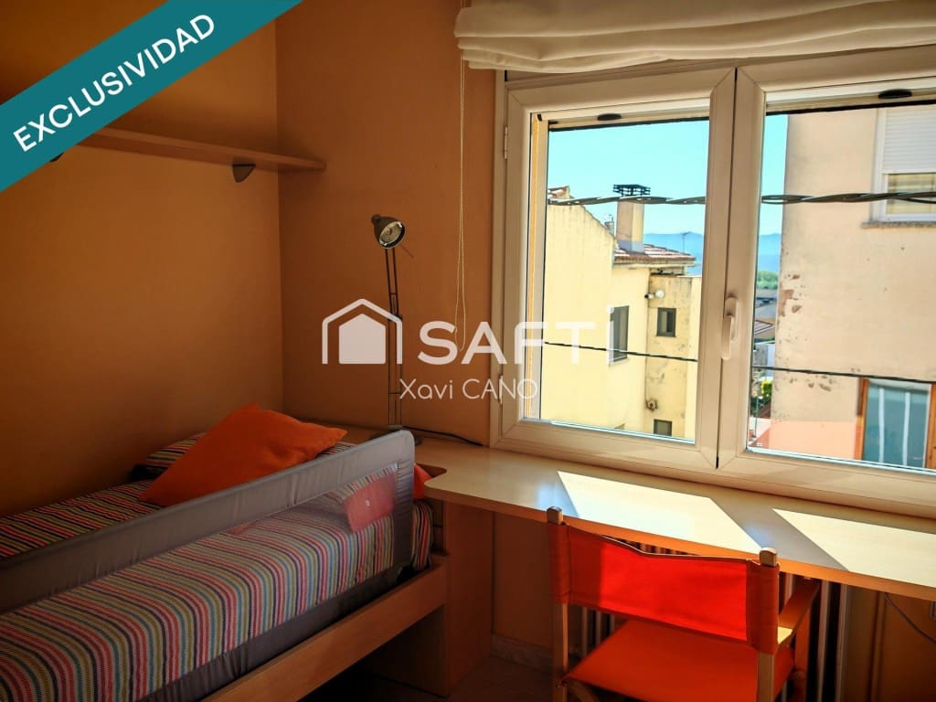 4 chambre Villa/Maison à vendre à Breda avec garage - 359 000 € (Ref: 9794449)