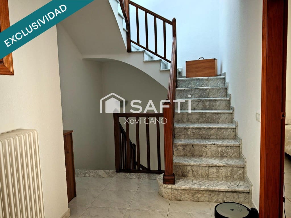 4 chambre Villa/Maison à vendre à Breda avec garage - 359 000 € (Ref: 9794449)