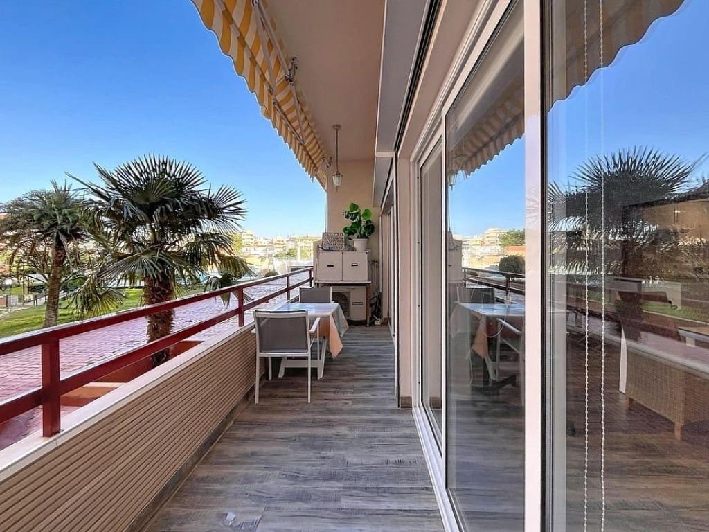 1 soverom Leilighet til salgs i Roses med svømmebasseng - € 168 000 (Ref: 9794450)