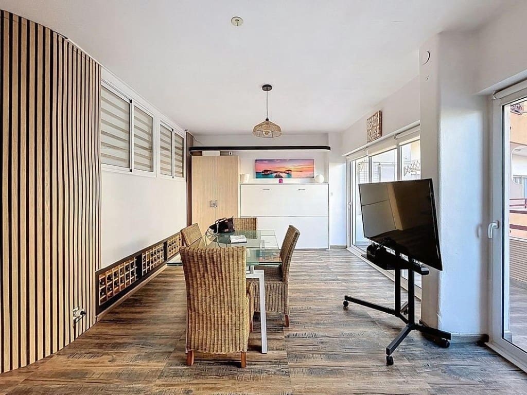 1 soverom Leilighet til salgs i Roses med svømmebasseng - € 168 000 (Ref: 9794450)