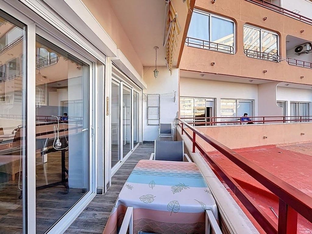 1 soverom Leilighet til salgs i Roses med svømmebasseng - € 168 000 (Ref: 9794450)