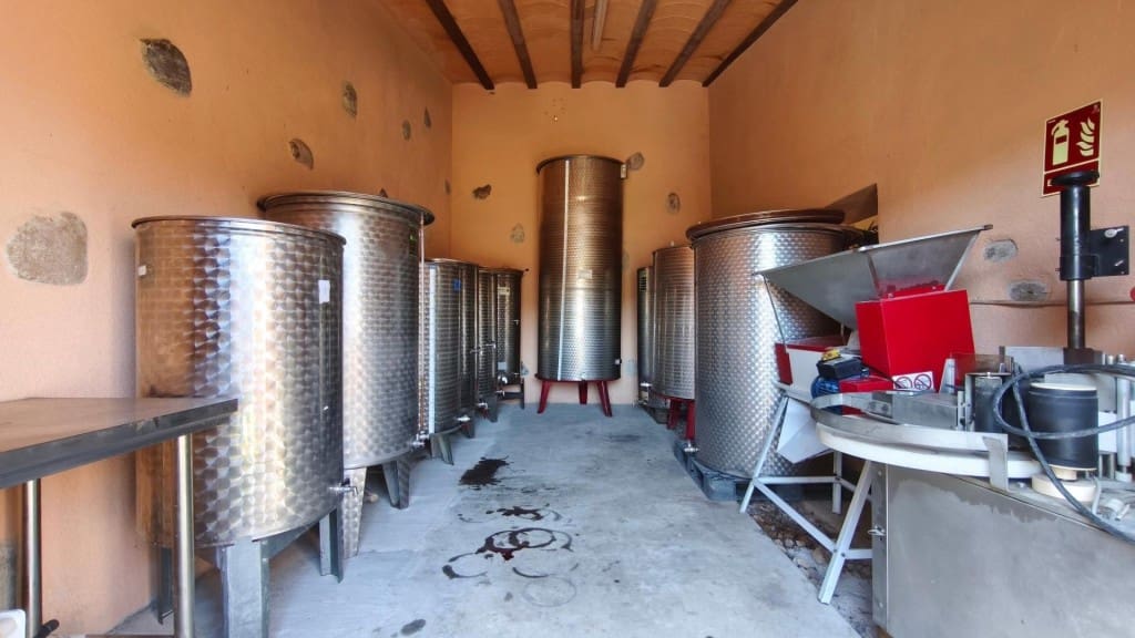 Undeveloped Land for sale in El Molar - € 400,000 (Ref: 9796966)