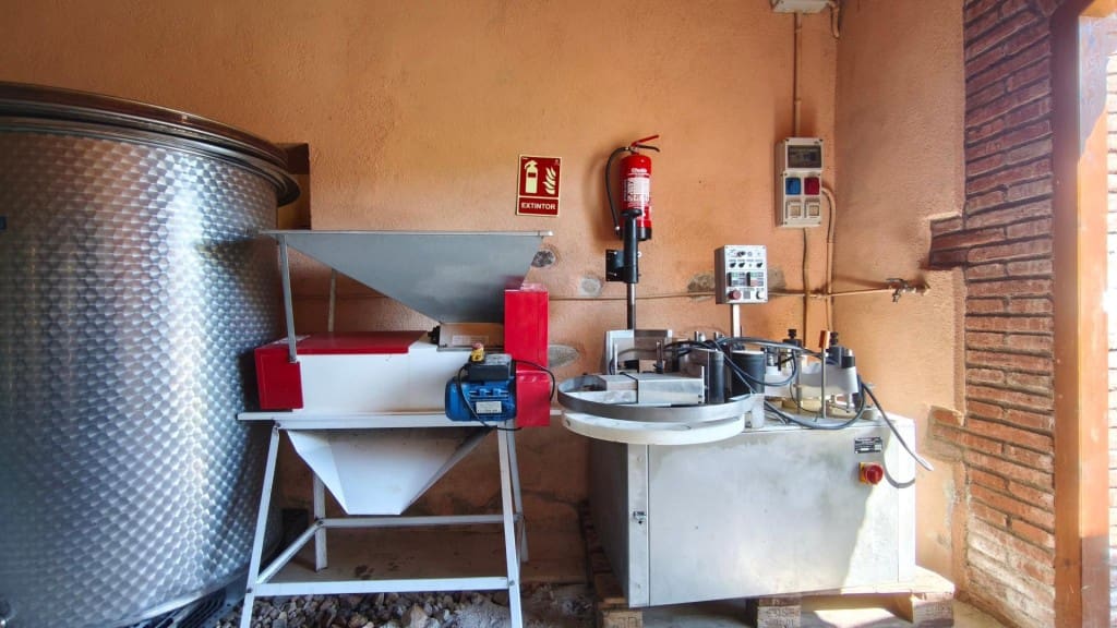 Undeveloped Land for sale in El Molar - € 400,000 (Ref: 9796966)