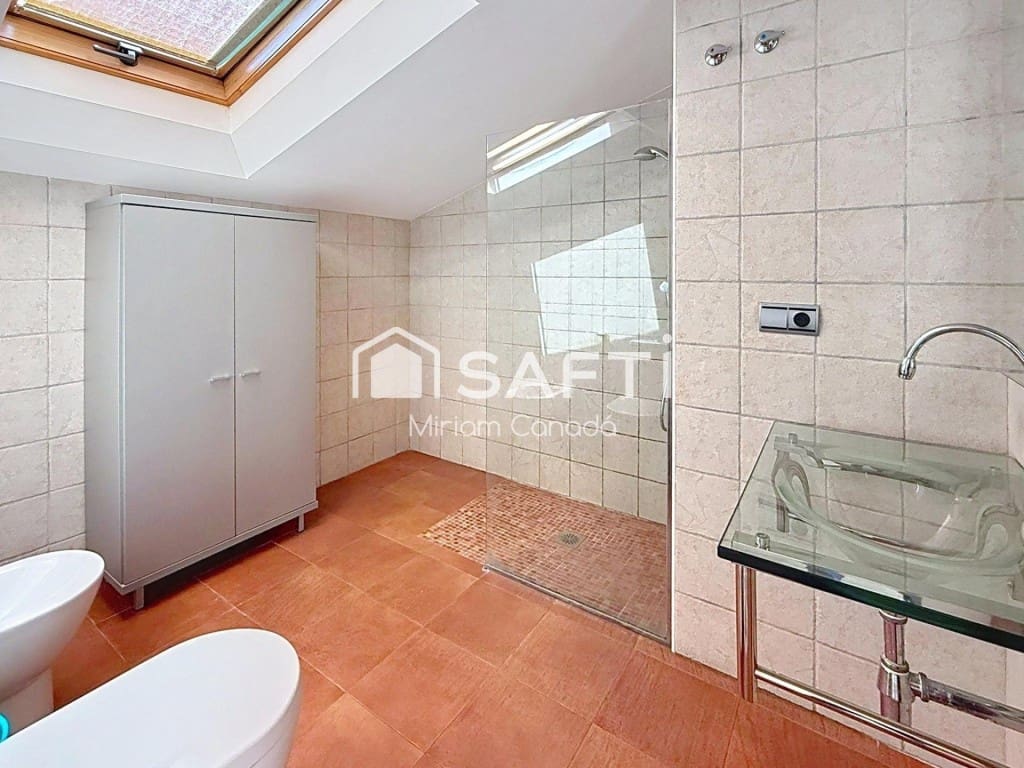 3 bedroom Flat for sale in Sant Fruitos de Bages - € 263,000 (Ref: 9796970)