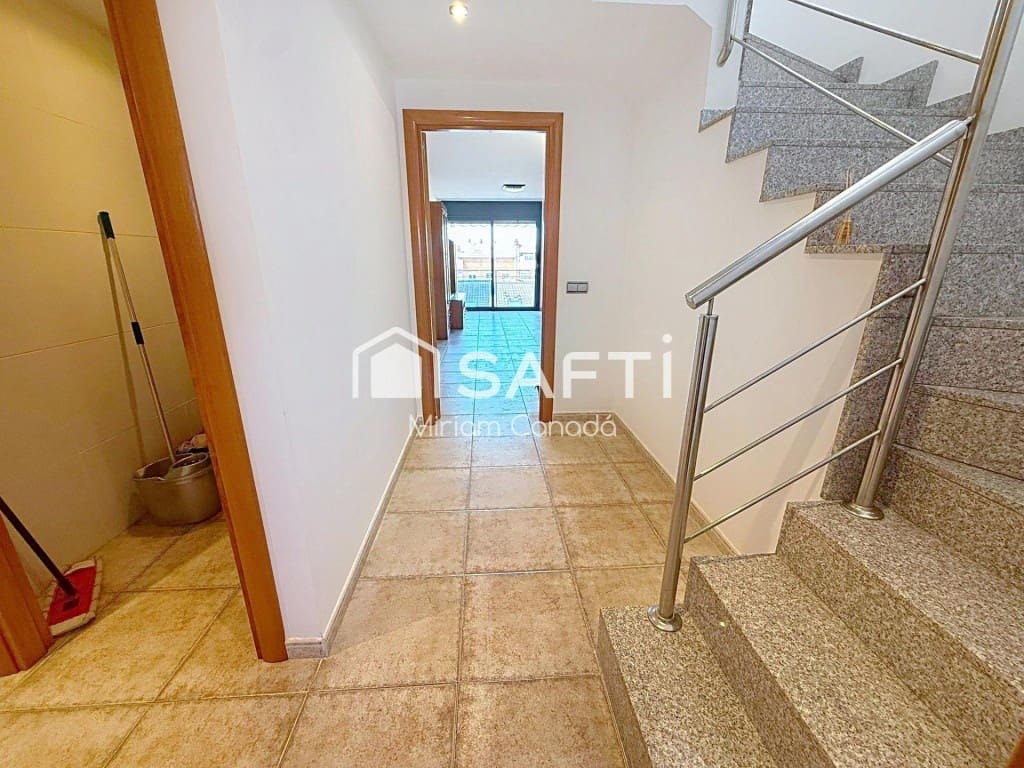 3 bedroom Flat for sale in Sant Fruitos de Bages - € 263,000 (Ref: 9796970)