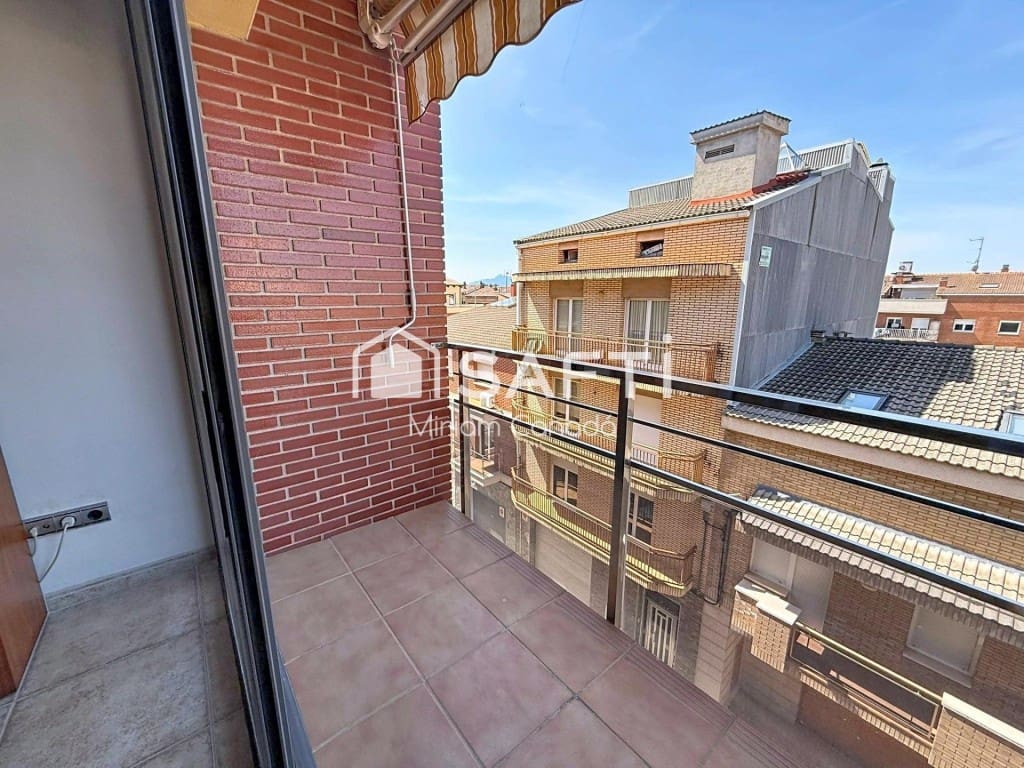 3 bedroom Flat for sale in Sant Fruitos de Bages - € 263,000 (Ref: 9796970)