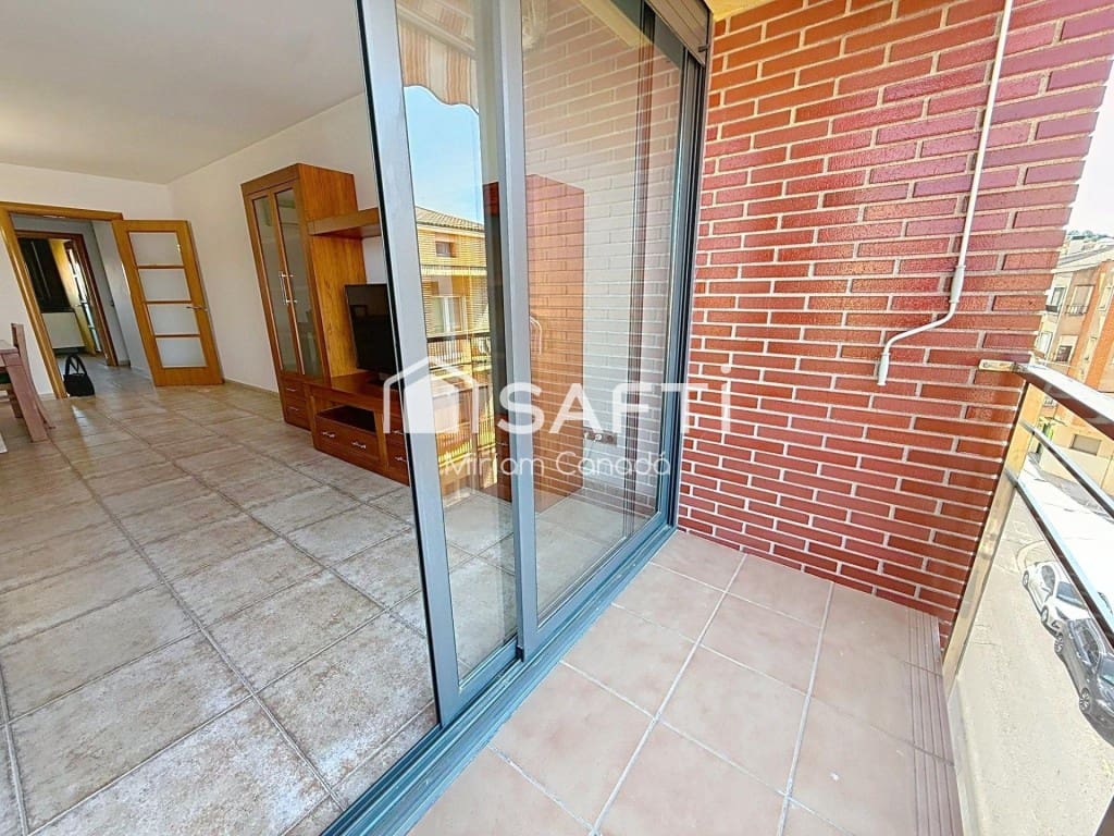 3 bedroom Flat for sale in Sant Fruitos de Bages - € 263,000 (Ref: 9796970)