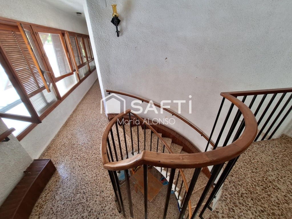 8 makuuhuone Huvila myytävänä paikassa Pulpi - 1 100 000 € (Ref: 9796975)