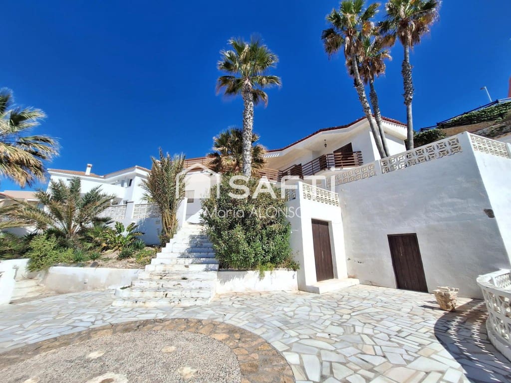 8 makuuhuone Huvila myytävänä paikassa Pulpi - 1 100 000 € (Ref: 9796975)