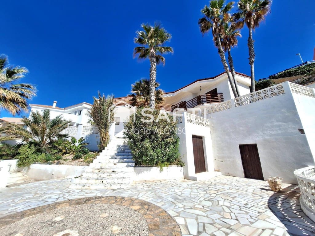 8 makuuhuone Huvila myytävänä paikassa Pulpi - 1 100 000 € (Ref: 9796975)