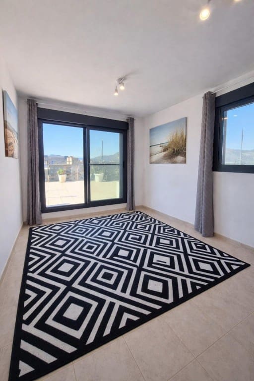 4 soveværelse Penthouse til salg i Oropesa  med swimmingpool - € 289.900 (Ref: 9796976)