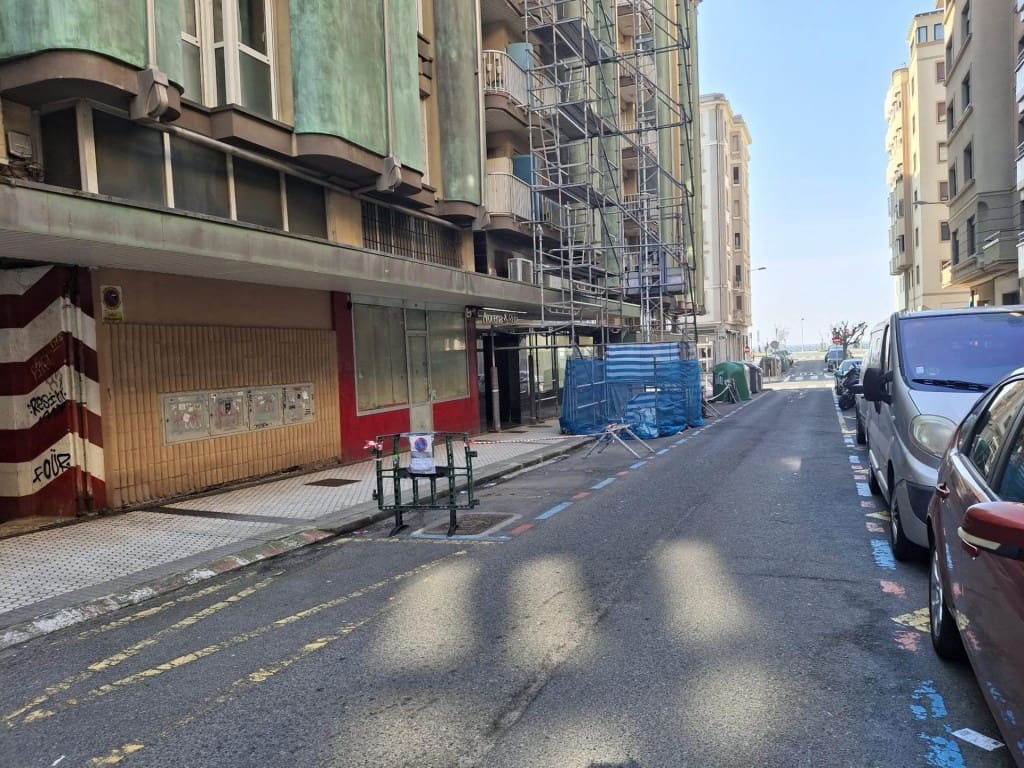 Garage for sale in Donostia-San Sebastian - € 45,000 (Ref: 9796977)