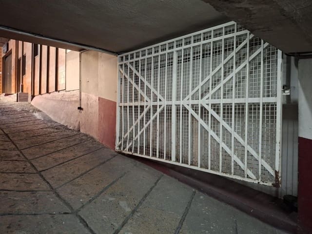 Garage til salg i Donostia-San Sebastián - € 45.000 (Ref: 9796977)