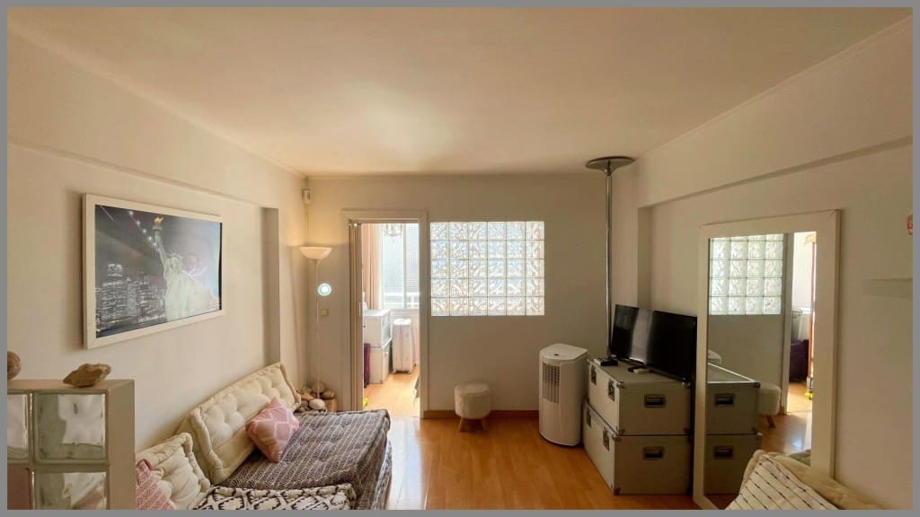 1 bedroom Apartment for sale in Palma de Mallorca - € 145,000 (Ref: 9796979)