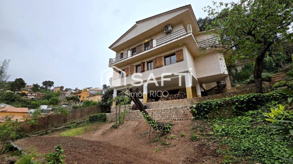 4 quarto Moradia para venda em Vallirana - 420 000 € (Ref: 9799102)