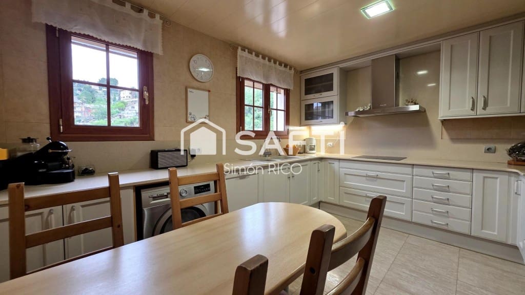 4 quarto Moradia para venda em Vallirana - 420 000 € (Ref: 9799102)