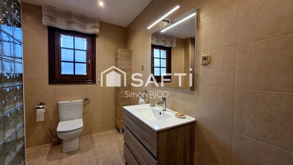 4 quarto Moradia para venda em Vallirana - 420 000 € (Ref: 9799102)