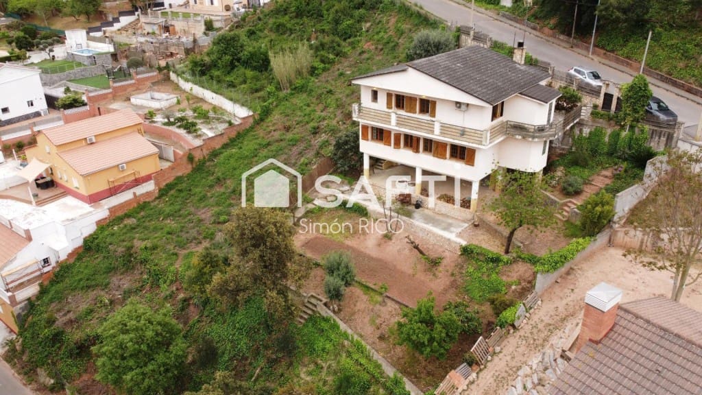 4 quarto Moradia para venda em Vallirana - 420 000 € (Ref: 9799102)