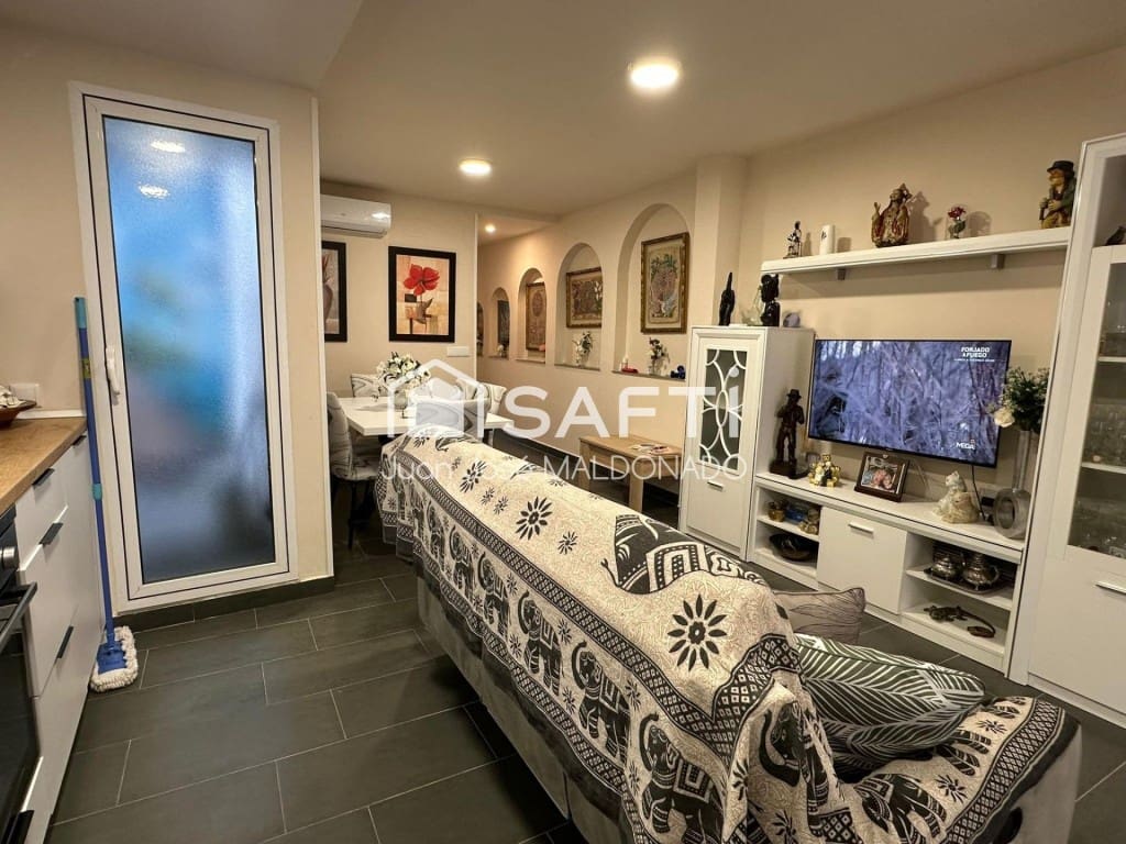 Apartamento de 2 habitaciones en Benicarló en venta - 150.000 € (Ref: 9799104)