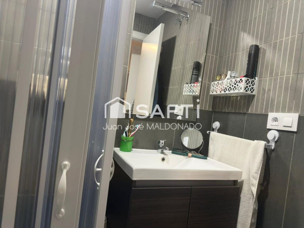 Apartamento de 2 habitaciones en Benicarló en venta - 150.000 € (Ref: 9799104)