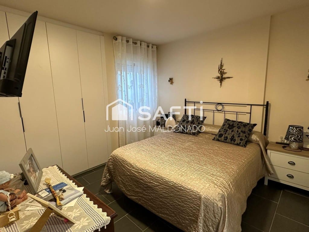 Apartamento de 2 habitaciones en Benicarló en venta - 150.000 € (Ref: 9799104)