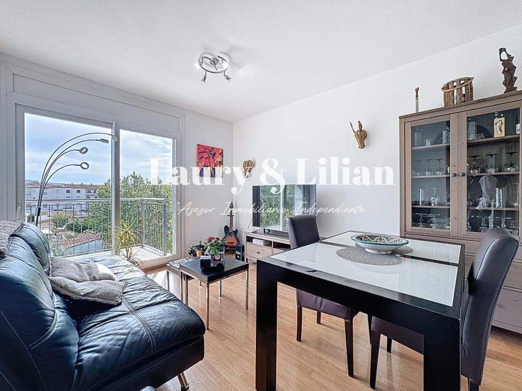 2 soveværelse Lejlighed til salg i Empuriabrava - € 185.000 (Ref: 9799106)